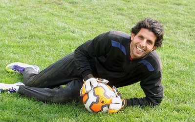 ژنرال در فکر تغییر / استقلال مذاکرات اولیه‌اش با وحید طالب‌لو را آغاز کرد