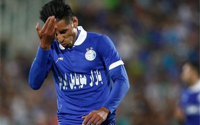 فخرالدینی: استقلال مدافع راست جذب کند، از این تیم می‌روم