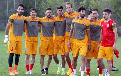 برنامه امروز سرخ‌پوشان مشخص شد / آنالیز حریف ترک و حضور در دیدار تدارکاتی با لباس طوسی