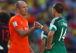 آرین روبن - چیچاریتو|خوش بش دو ستاره از دو تیم ، روبن و چچاریتو از مکزیک.