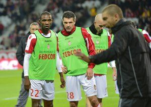 لیل 2-0 موناکو/ هفته دوازدهم|موناکو با شکست در این دیدار خارج از خانه از کورس قهرمانی عقب افتاد...