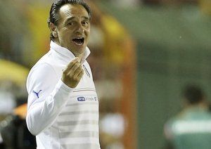 چزاره پراندلي|عکس العمل سرمربی ایتالیا ، پراندلی در بازی مقابل فلومیننزه.