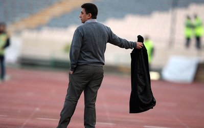 سوال روز | تماس قلعه نویی باعث شد خادم دنبال ماندن ژنرال سابق باشد؟