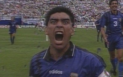 جام جهانی 2014 / 100 لحظه جذاب تاریخ جام جهانی (99_شادی دیوانه وار دیه گو مارادونا بعد از گلزنی در جام جهانی 1994)