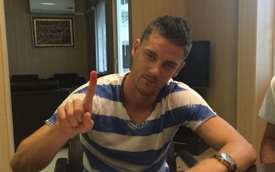 نقل و انتقالات | قرارداد بازیکن جدید پرسپولیس در هیات فوتبال ثبت شد