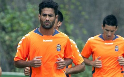 شجاعی در راه لیگ یونان / مسعود به AEK می‌پیوندد