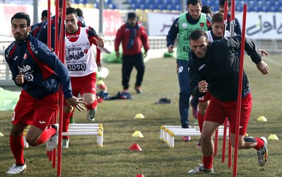 تغییر آرایش پرسپولیس به خاطر 7 و 77 / پیامد خرید دو ستاره در پستی که مشکلی نداشت 