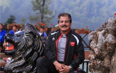 پنجعلی حضور انصاری‌فرد در ‍پرسپولیس را تکذیب کرد: کریم کجا هست که به پرسپولیس بیاید؟!