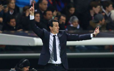 گزارش روز | درباره مربی پاری سن‌ژرمن که قاتل بارسا شد؛ فوتبال، ‌شغل خانوادگی امری