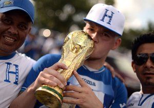 جام جهانی برزیل ۲۰۱۴|مردم از ملیت های مختلف در تب و تاب جام جهانی