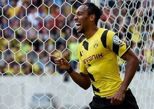 اوباميانگ|استوتگارت کیکرز 1-4 دورتموند / جام حذفی آلمان