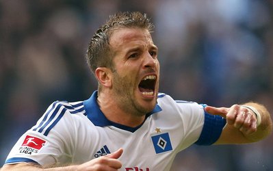 فان‌درفارت همچنان کاپیتان فصل جدید هامبورگ