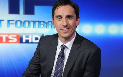 نویل: ونگر یا ساده است یا مغرور