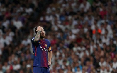  لیونل مسی تنها ماند