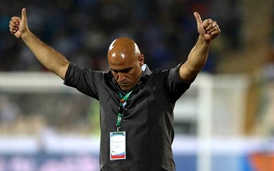 چرا منصوریان به ذخیره‌ها میدان نداد؟