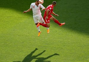 تقابل دو بازیکن|فلسطین 1 - 5 اردن / جام ملت های آسیا 2015