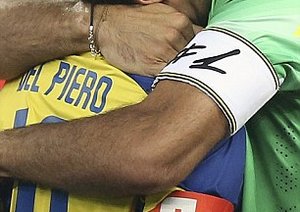 الکس دل پیرو - جی جی بوفون