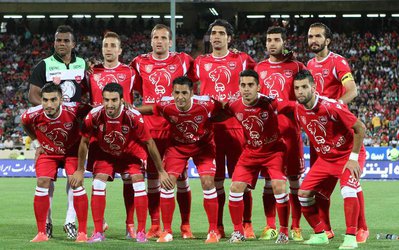 بازیکنان پرسپولیس بدون مشکل پولشان را به صورت هفتگی می‌گیرند