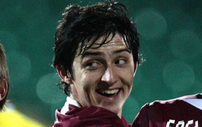 آزمون: نمی‌خواهم نیمکت‌نشین آرسنال و لیورپول باشم/ انگیزه‌ زیادی برای جام جهانی دارم