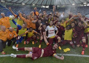 جشن بازیکنان رم|لاتزیو 1 - 2 رم /  سری آ