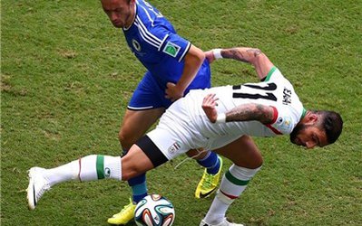 بررسی آماری نیمه اول بازی ایران و بوسنی