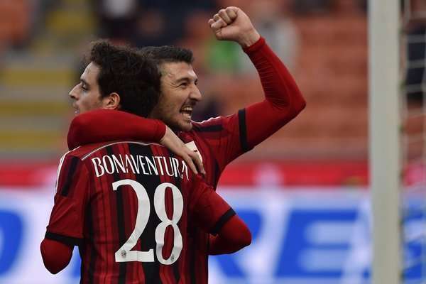 میلان 2 - 0 چزنا/هفته بیست و چهارم سری آ/گل های مسابقه