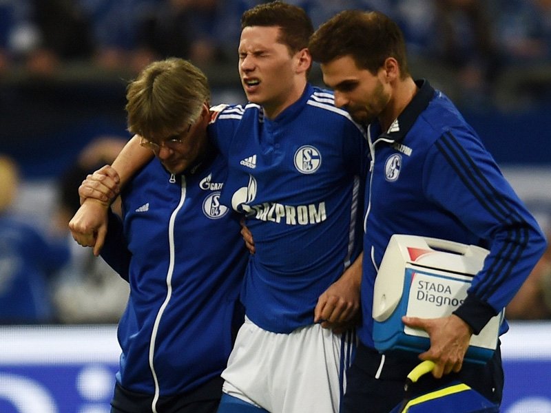 Draxler - Injury 2 (Schalke - Augsburg) (10).jpg