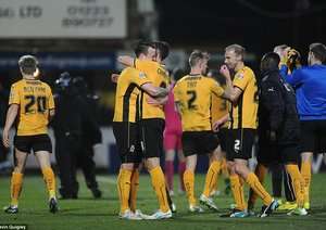 شادی بازیکنان کمبريج يونايتد