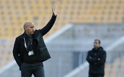 منصوریان: اعتراض به انتخاب داور بازی با استقلال در حوزه قنبرزاده است / رنگ آبی به من هویت داد / قضاوت زرگر زير ذره‌بين است