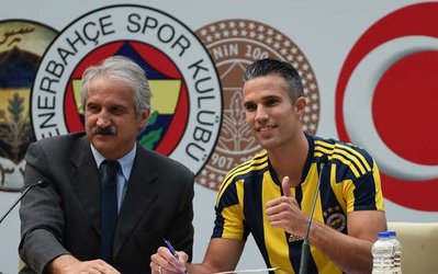 فن پرسی: می‌توانستم ببینم به خروج از یونایتد نزدیک می‌شوم