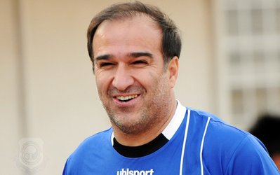 دین محمدی: میخواهیم با نتایج خوب دل هواداران استقلال را شاد کنیم