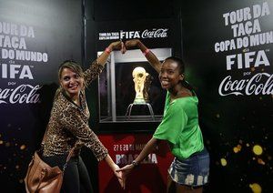 جام جهانی برزیل ۲۰۱۴|مردم از ملیت های مختلف در تب و تاب جام جهانی