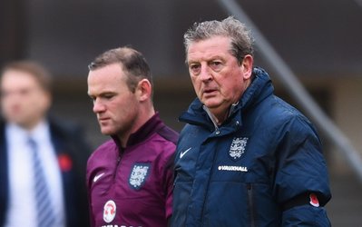 حمله روی هاجسون به فان‌خال: رونی مهاجم است نه هافبک!