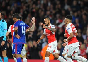 تئو ولكات|آرسنال 2 - 3 المپیاکوس / لیگ قهرمانان