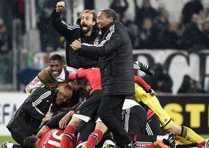 بِنفيكا|شادمانی زائد الوصف بازیکنان بنفیکا بعد از پیروزی.