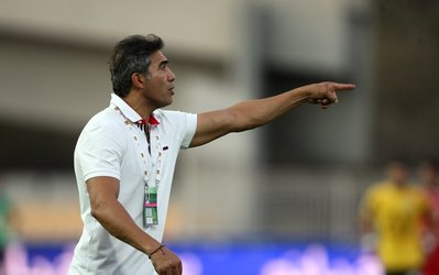 انتقاد تند عابدزاده از كی‌روش: او پول بيت‌المال را گرفته و كاری انجام نداده / كی‌روش، دشمنی را بين مردم ايجاد كرد/ او فقط به دنبال پول و جهانگردی است