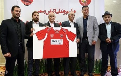 کاظم‌پور: رحیمی اشتباه کرد که به مراسم رونمایی از پیراهن پرسپولیس نیامد