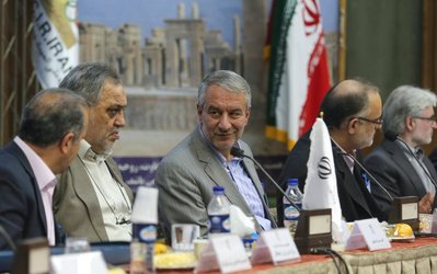 كور سوی‌ اميد / سرافراز، کفاشیان را به حضور پذیرفت!/ حق فوتبال به فوتبال می‌رسد؟