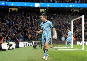 جیمز میلنر|منچستر سیتی 2 - 1 شِفیلد وِنزدِی / لیگ جزیره