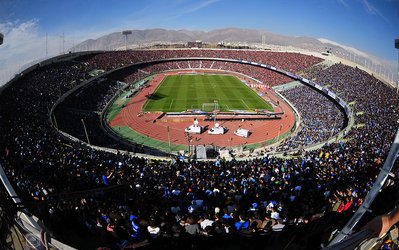 تماشاگران نمی توانند در طبقه دوم ورزشگاه آزادی بنشینند