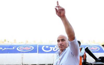 منصوریان: رحمتی برای استقلالی شدن سیدجلال پایش را در کفش غلطی کرد / صادقیان خواسته با یک خطا قراردادش را پاره کنم