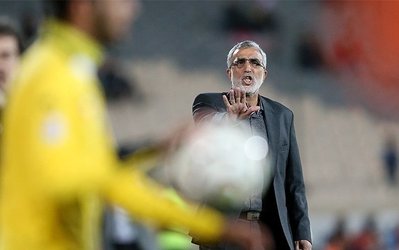 فرکی: مشکلی با برگزاری دربی اصفهان در روز 15 مرداد نداریم