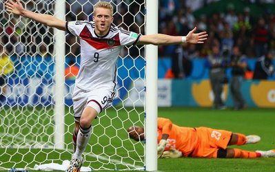 آلمان 2 - الجزایر 1 / پیروزیِ سخت آلمان برابر الجزایر سختکوش