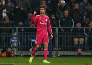 کریستیانو رونالدو|شالکه 04 0 - 2 رئال مادرید /  لیگ قهرمانان