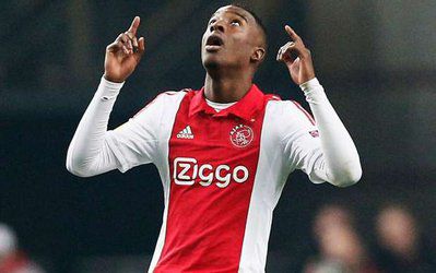 پیتر بُس: بازوئر به زودی پیراهن وولفسبورگ را بر تن خواهد کرد