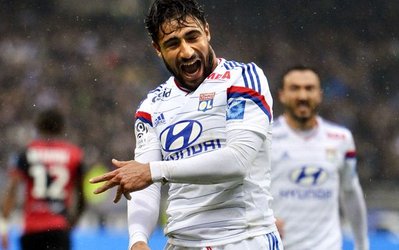 مهاجم دورگه‌ی لیون موضعش را مشخص کرد: در تیم ملی فرانسه بیشتر از الجزایر پیشرفت می‌کنم