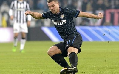 پودولسکی: شاید در اینتر بمانم