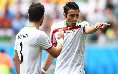 منتظری، نکونام و تیموریان به رختکن نرفتند