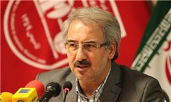 با نصرتی به دلیل حرف‌هایش برخورد می‌کنیم