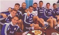 موسیقی زنده برای یاران مسی قبل از رویارویی با ایران